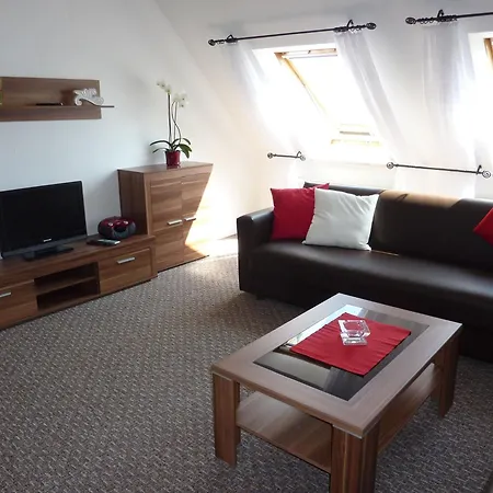 Schoene Max 4 Pers In Der Naehe Von Sassnitz