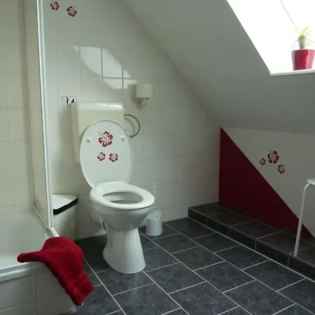 Schoene Max 4 Pers In Der Naehe Von Sassnitz